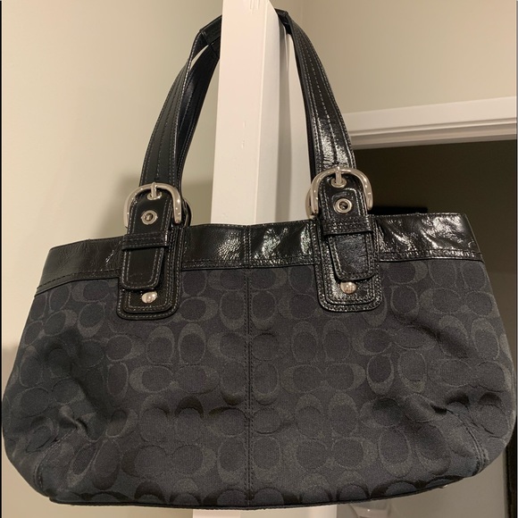 Classic Coach Bag - Picture 2 of 7